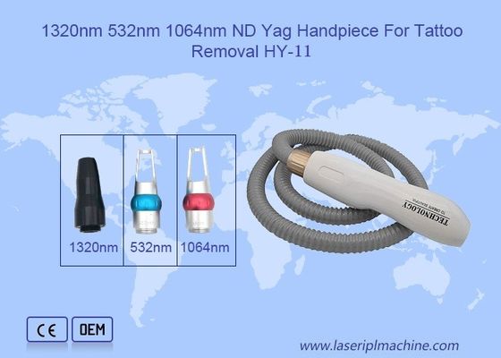 手持ちのタトゥー除去 1320nm 532nm 1064nm Nd Yagレーザーハンドピース