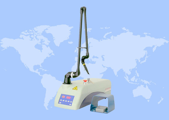 良い値段 傷跡の除去および顔料の除去のための 15W 外科 CO2 レーザー機械 オンライン
