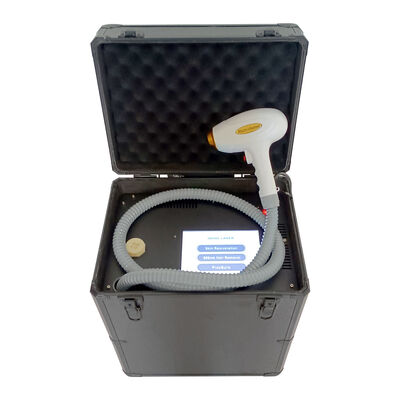 808nm毛の取り外しのための調節可能な脈拍のダイオード レーザー機械