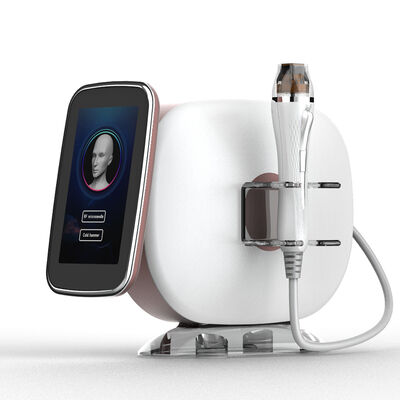 良い値段 冷たいハンマーが付いている1台の僅かRf Microneedling機械に付きポータブル2台 オンライン