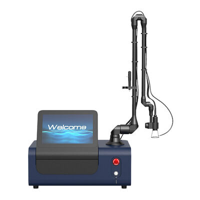 パルススタッキング技術 4つのワーキングヘッド アンチエイジング 10600nm フラクショナルCO2レーザーマシン